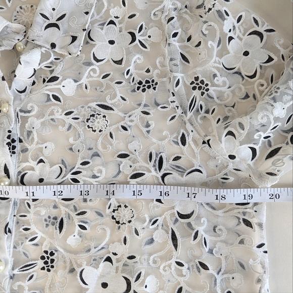 Ember Mesh Lace Pearl Button Up A-line Blouse ¾ Sleeves White Black Floral sz L - Picture 7 of 13